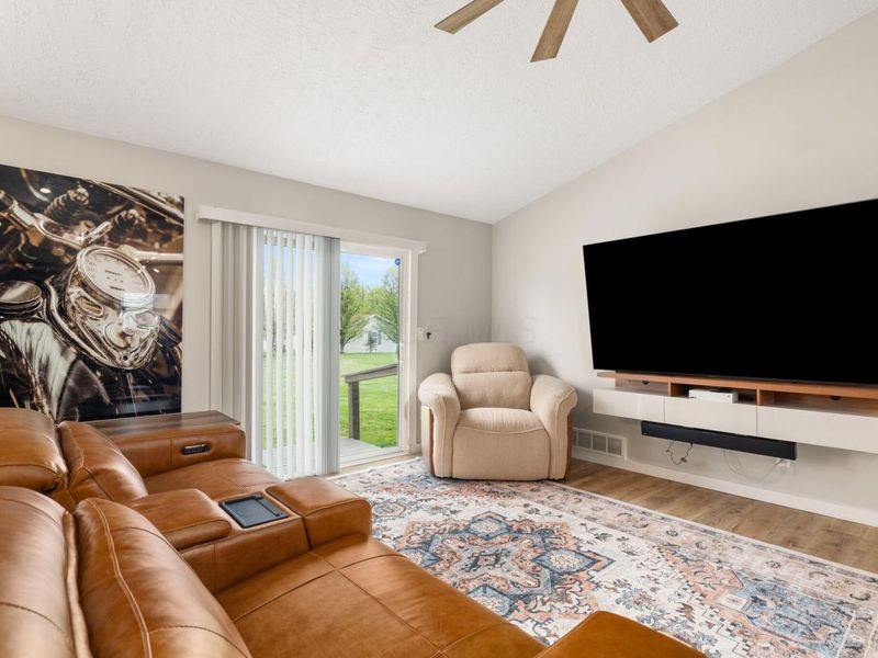 282 Candlewood Boulevard, Unit Unit 2, Mount Gilead, OH 43338 Photo 5