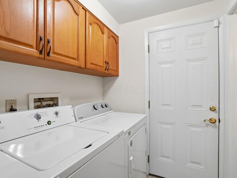 417 Revere Court , Columbus, OH 43228 Photo 18