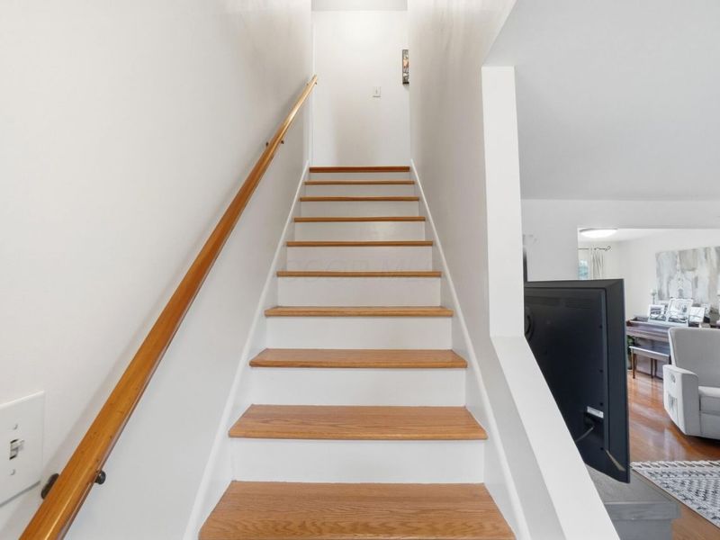 417 Revere Court , Columbus, OH 43228 Photo 19