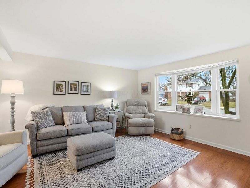 417 Revere Court , Columbus, OH 43228 Photo 4