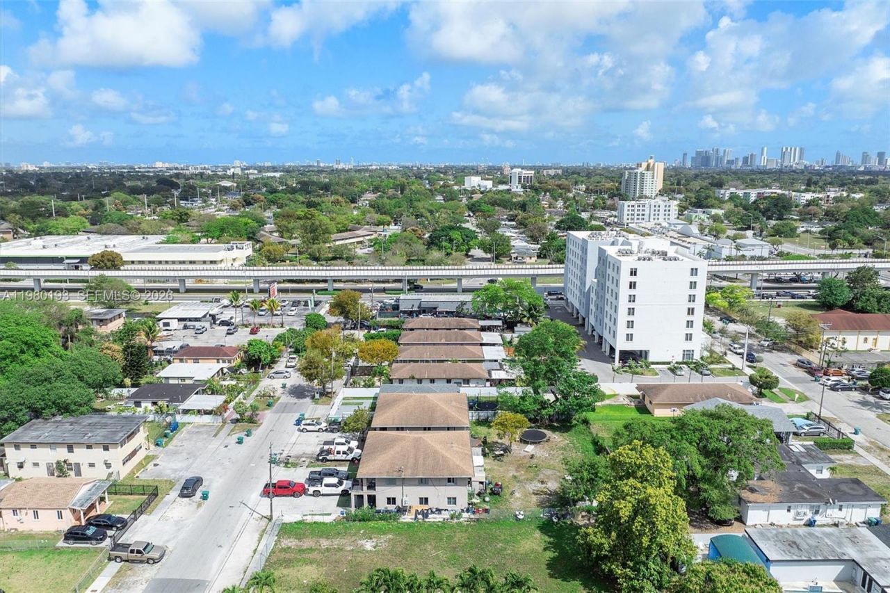 Please Call For Address, Miami, FL 33142 Photo