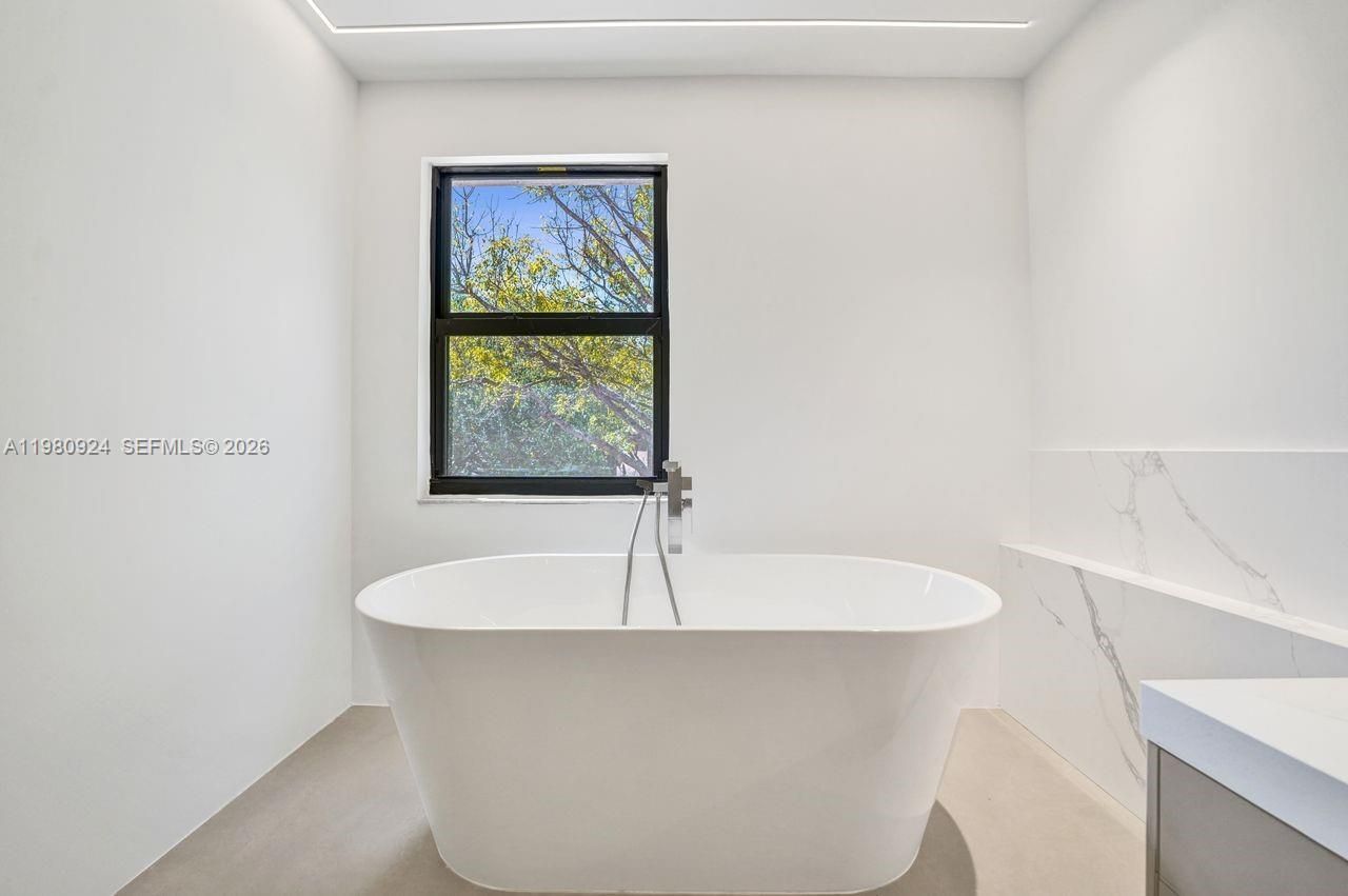 4100 E Gardenia Ave, Unit 4100, Weston, FL 33332 Photo