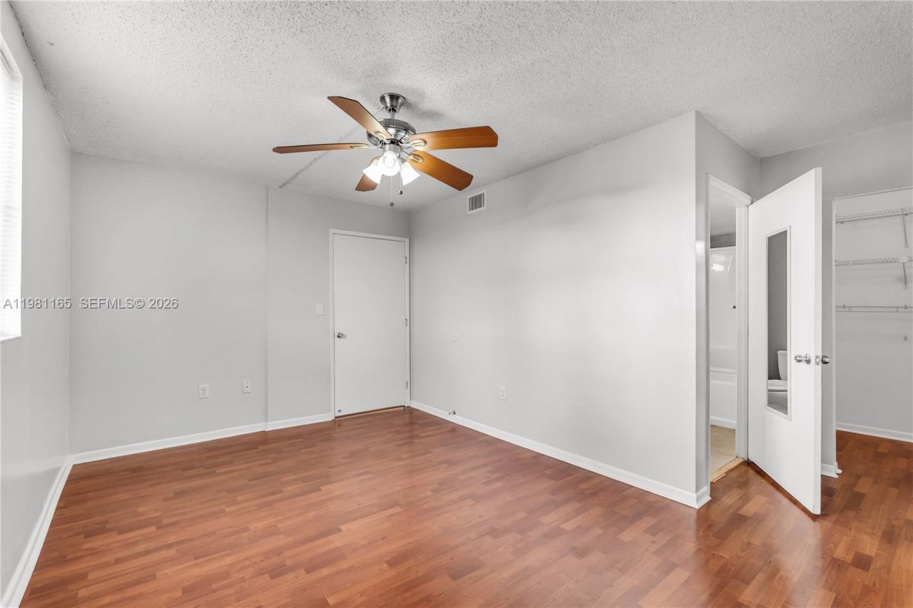 14961 SW 82nd Ln , Unit 21-402, Miami, FL 33193 Photo