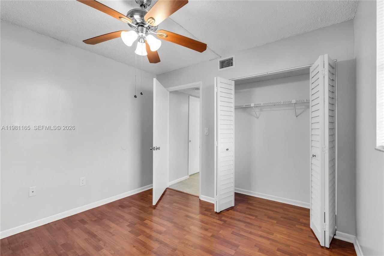 14961 SW 82nd Ln , Unit 21-402, Miami, FL 33193 Photo