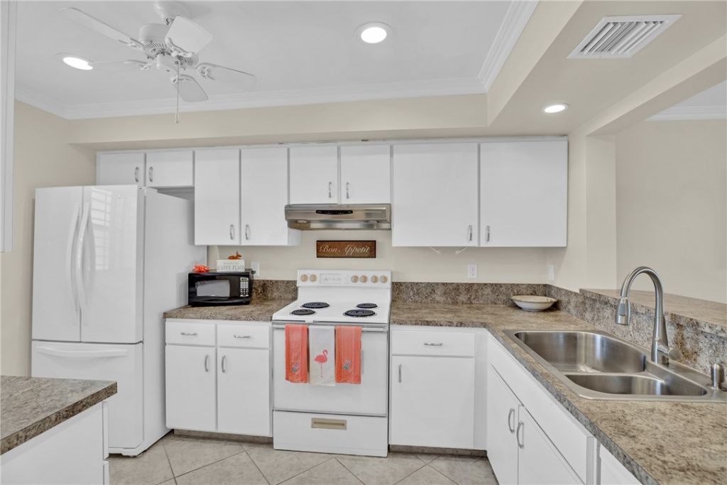 5159 N Highway A1a, Unit 514, North Hutchinson Island, FL 34949 Photo
