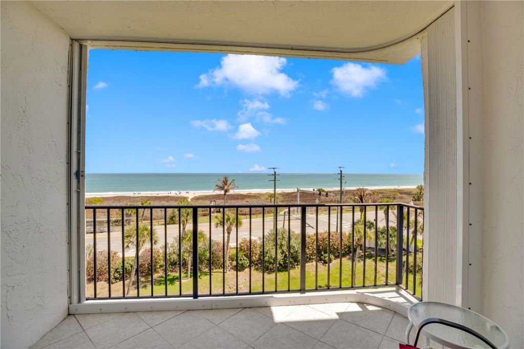 5159 N Highway A1a, Unit 514, North Hutchinson Island, FL 34949 Photo