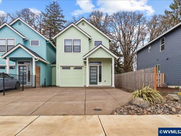 1156 S 11th St, Independence, OR 97351