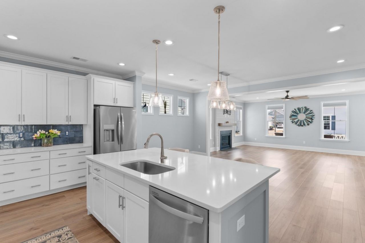 4047 Mckinney Dr. Photo 11