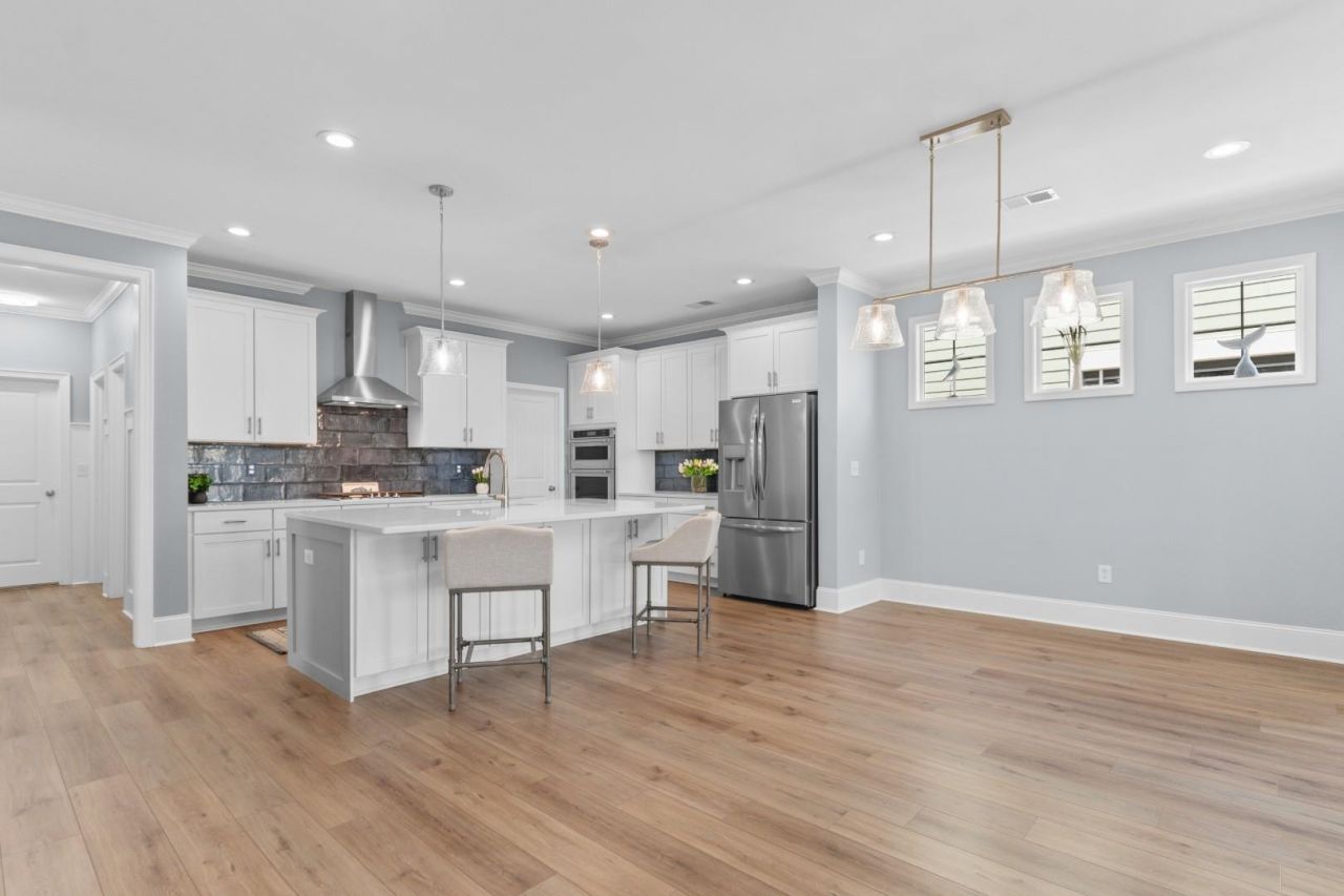4047 Mckinney Dr. Photo 14