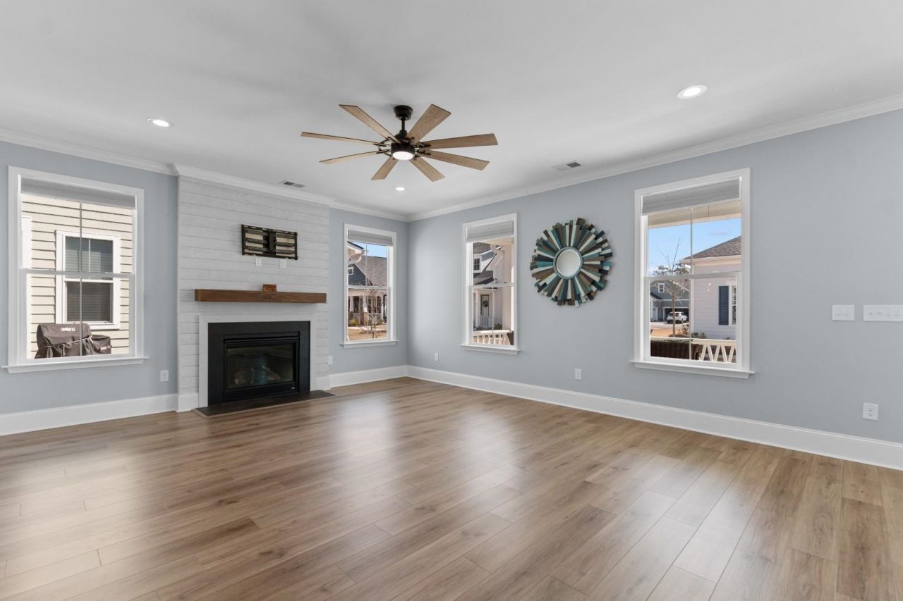 4047 Mckinney Dr. Photo 17