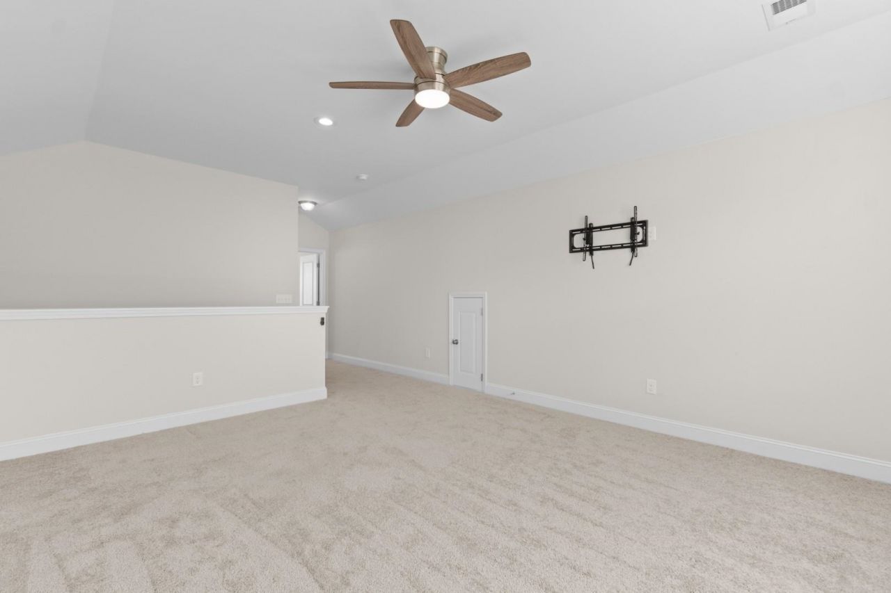 4047 Mckinney Dr. Photo 30