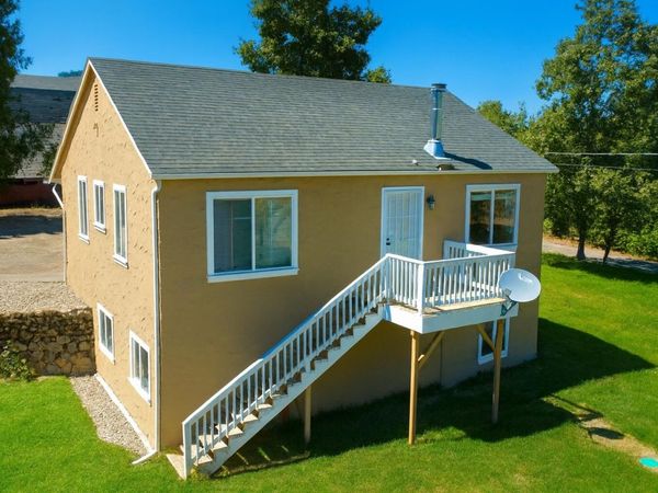 2868 Woodland Park Road, Grants Pass, OR 97527