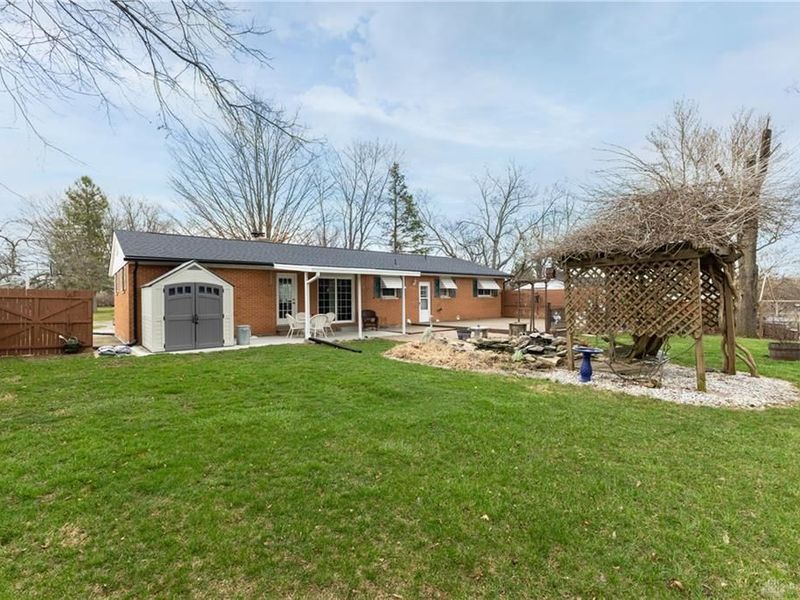 3535 Ruby Drive, New Carlisle, OH 45344 Photo 5