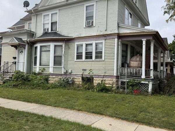 140 4TH STREET, Fond Du Lac, WI 54935