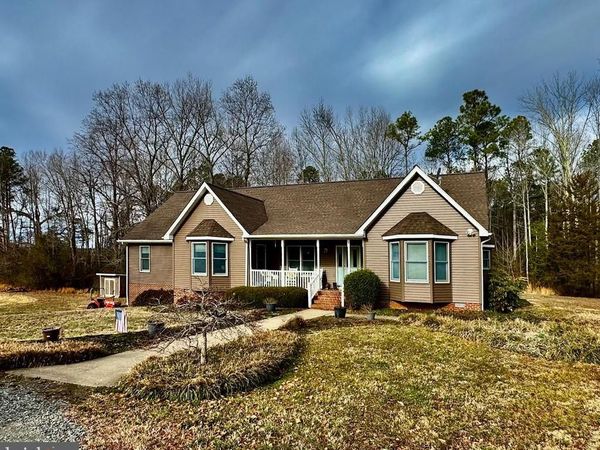 18156 COUNTYLINE CHURCH ROAD , RUTHER GLEN, VA 22546