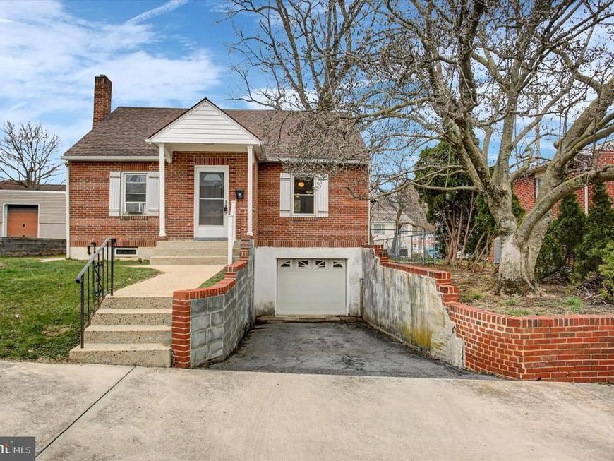 209 Homewood Avenue, Waynesboro, PA 17268 Main Photo