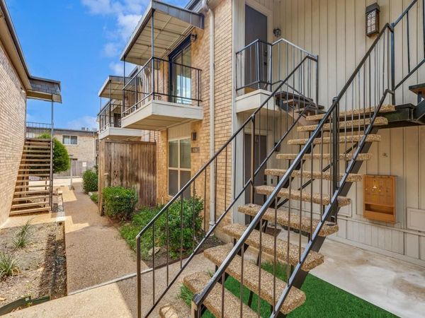 10216 Regal Oaks Drive, Unit C, Dallas, TX 75230