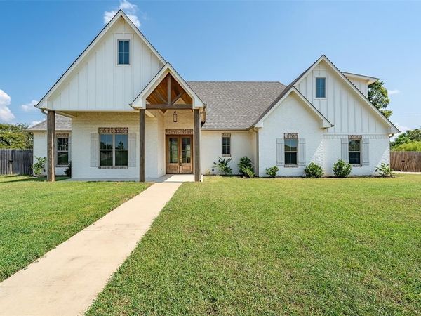 545 Bush Buck Way , Bullard, TX 75757