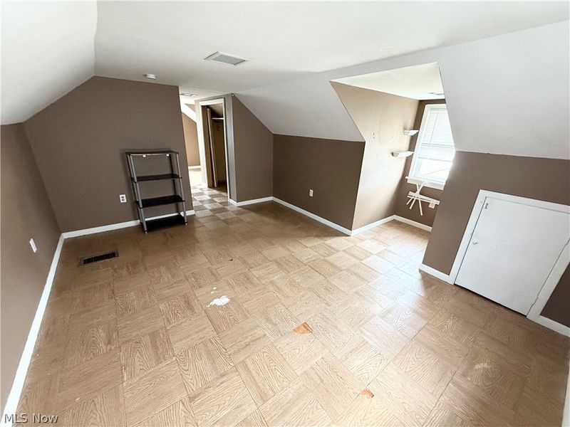 5803 Merkle Avenue, Parma, OH 44129 Photo 13