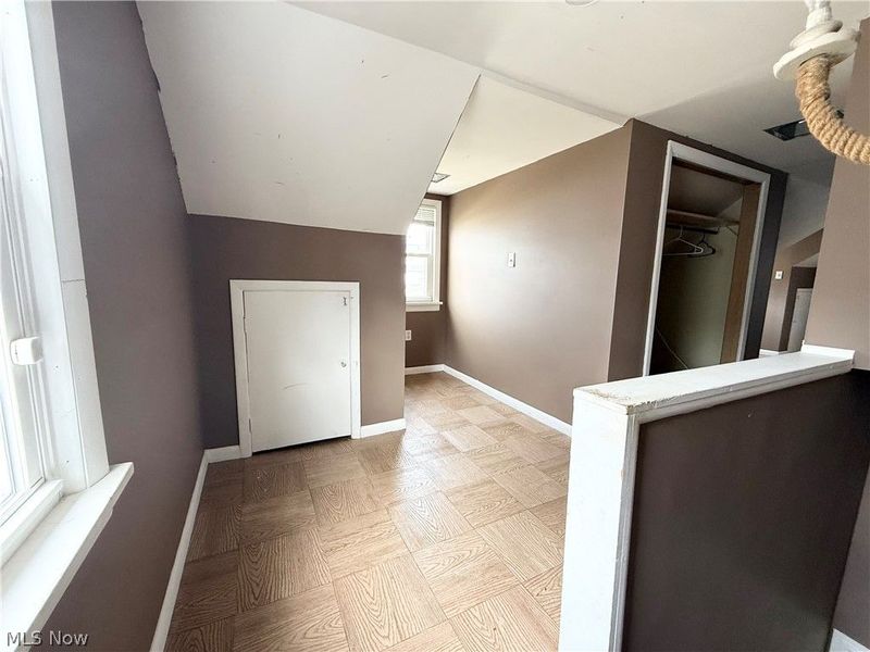 5803 Merkle Avenue, Parma, OH 44129 Photo 16