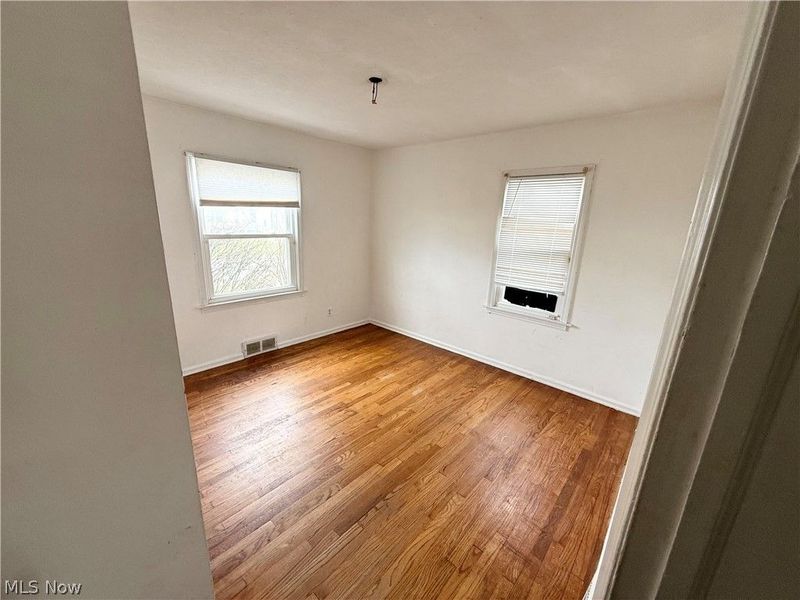 5803 Merkle Avenue, Parma, OH 44129 Photo 8