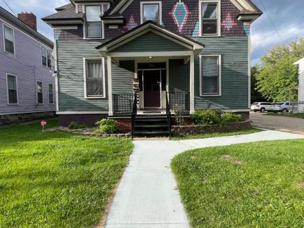 830 W Main Street, Kalamazoo, MI 49006