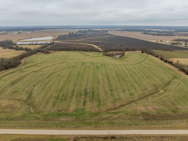 S Old Drum Road, Garden City, MO 64747