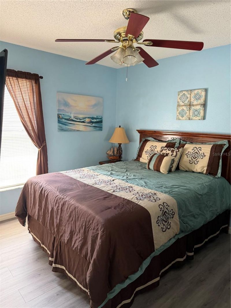 5033 Foxcroft Court , Orlando, FL 32808 Photo