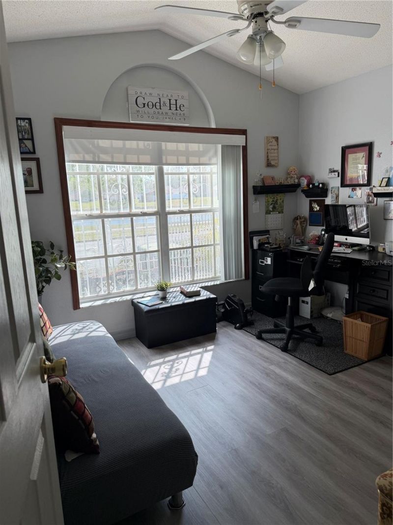 5033 Foxcroft Court , Orlando, FL 32808 Photo