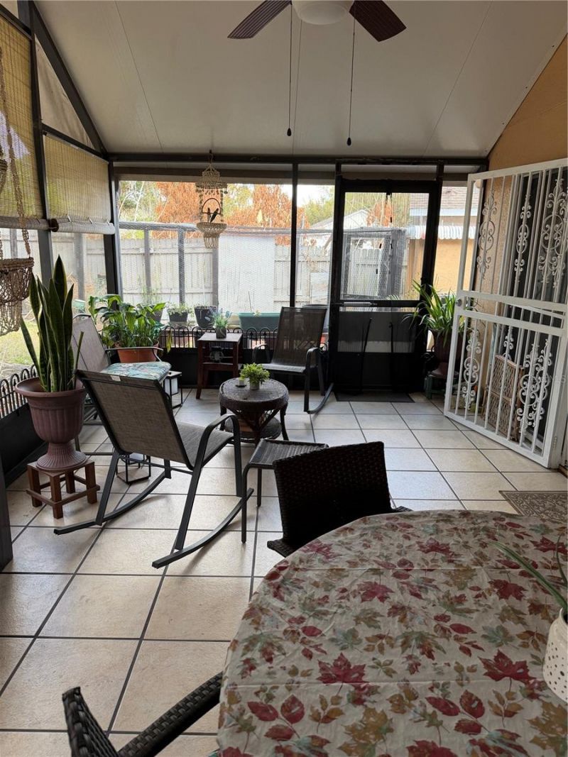 5033 Foxcroft Court , Orlando, FL 32808 Photo