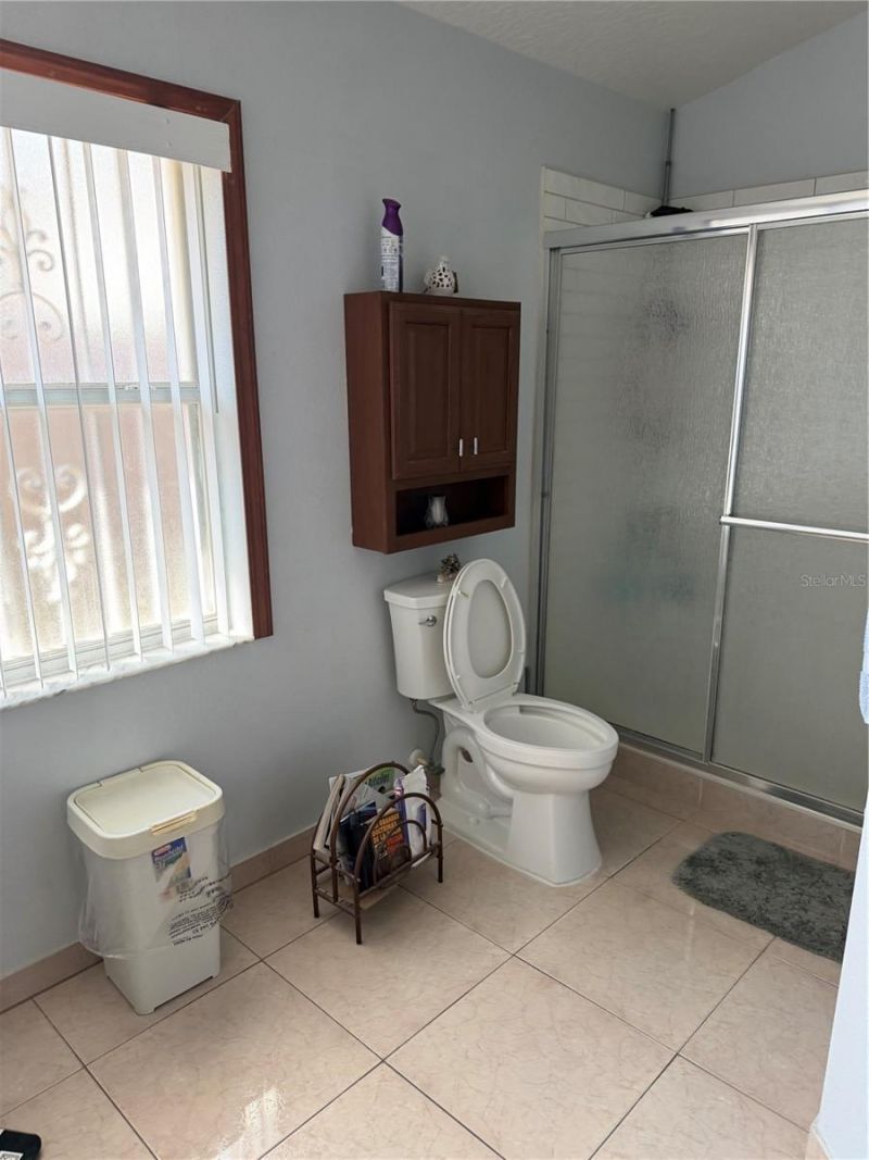 5033 Foxcroft Court , Orlando, FL 32808 Photo