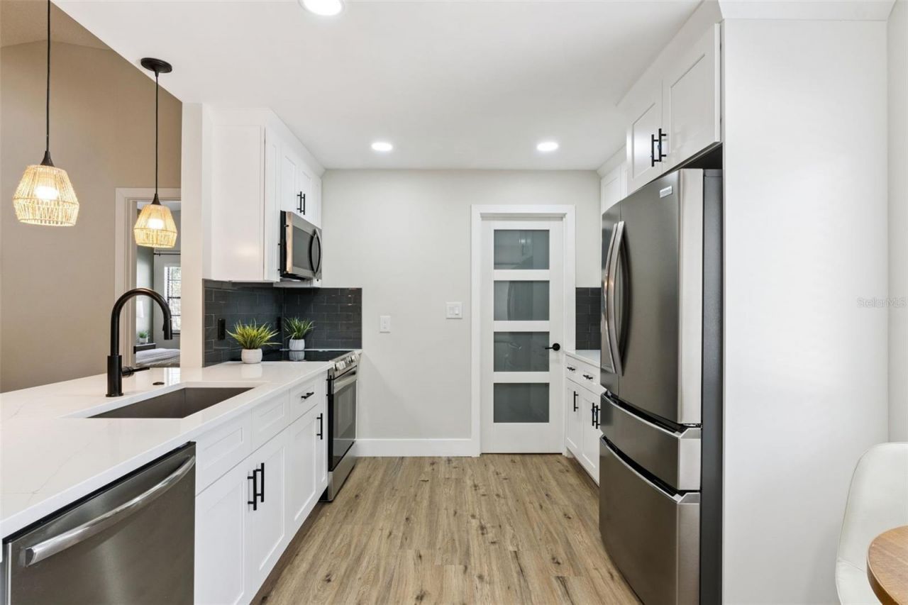 1230 Hollyridge Trail , Maitland, FL 32751 Photo