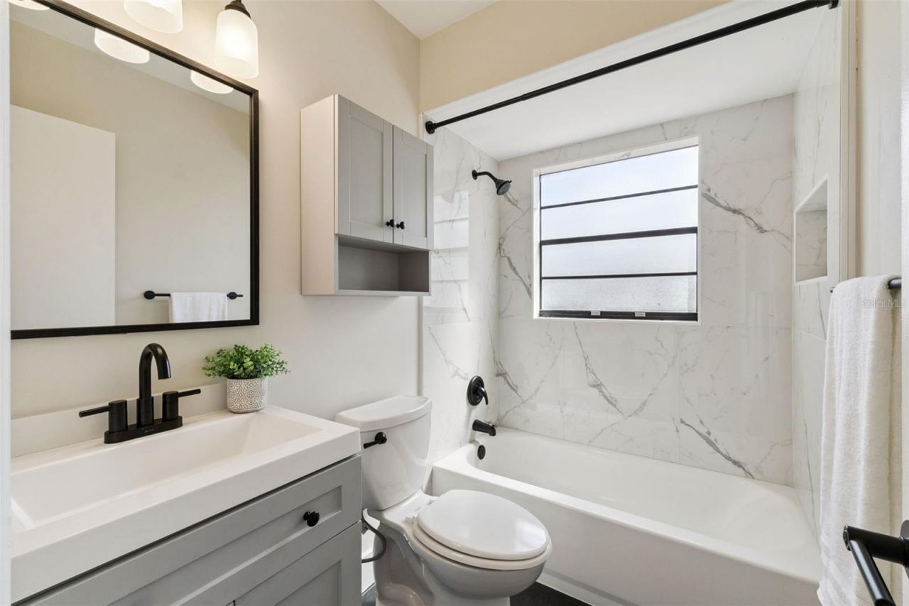 1230 Hollyridge Trail , Maitland, FL 32751 Photo