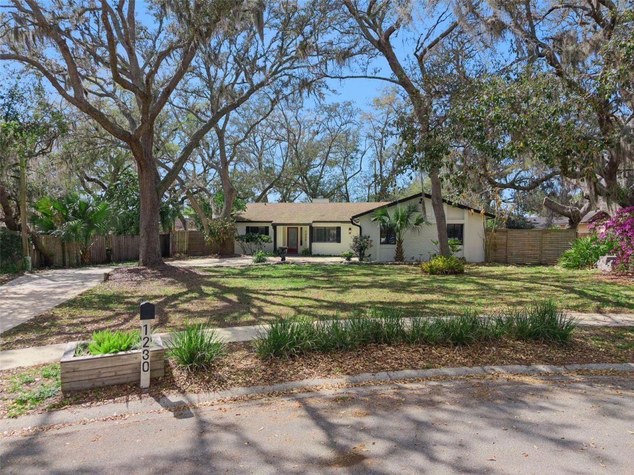 1230 Hollyridge Trail , Maitland, FL 32751 Photo