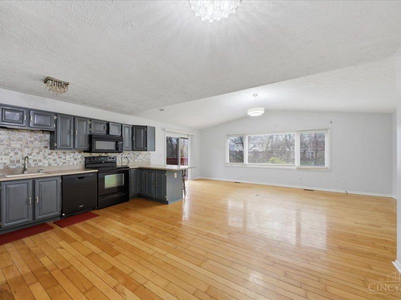 3311 Greenwich Drive, Fairfield, OH 45014 Photo 10