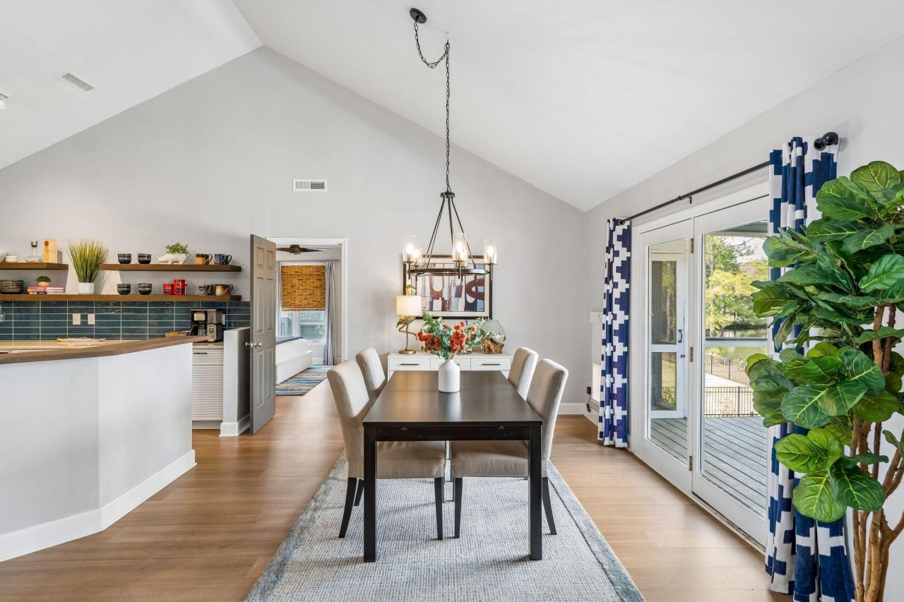 1605 Regimental Lane Photo 10