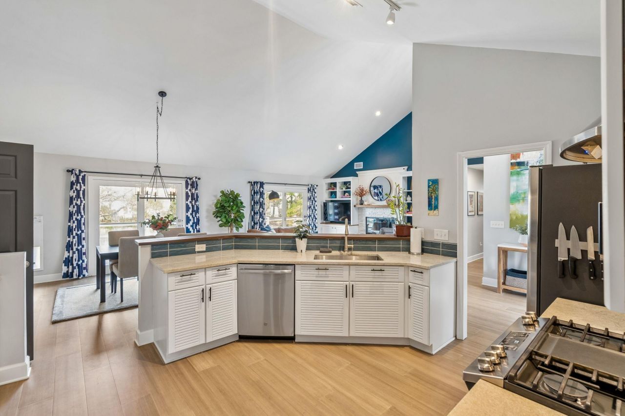 1605 Regimental Lane Photo 17