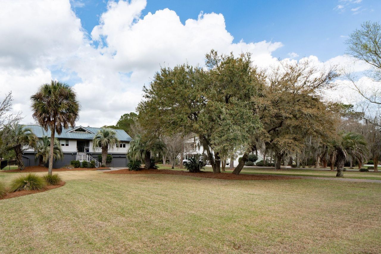 1605 Regimental Lane Photo 56