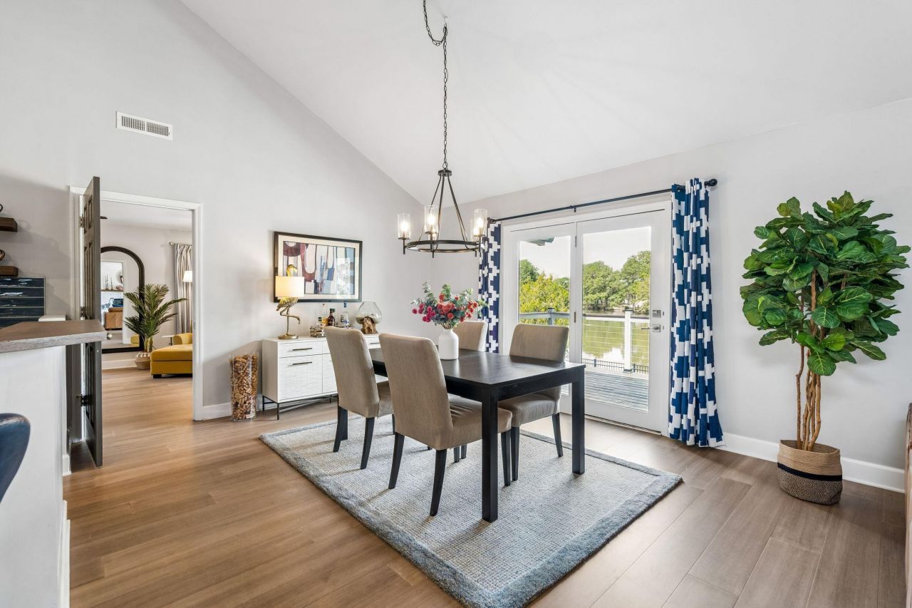 1605 Regimental Lane Photo 9