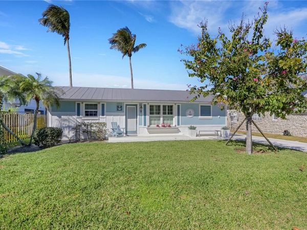 1293 Rainbow CT, NAPLES, FL 34110