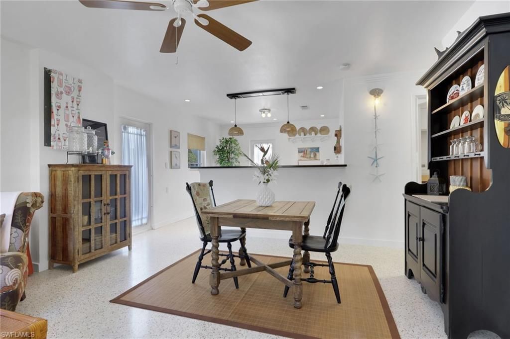 1290 Venetian Way, Naples, FL 34110 Photo