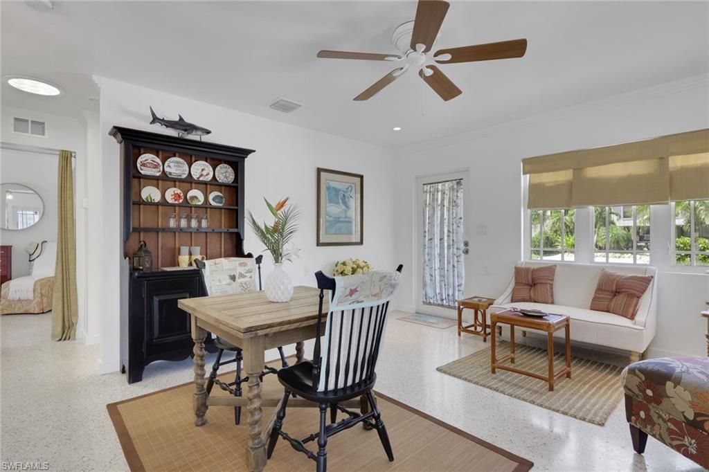 1290 Venetian Way, Naples, FL 34110 Photo