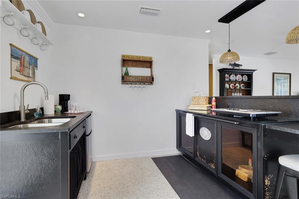 1290 Venetian Way, Naples, FL 34110 Photo