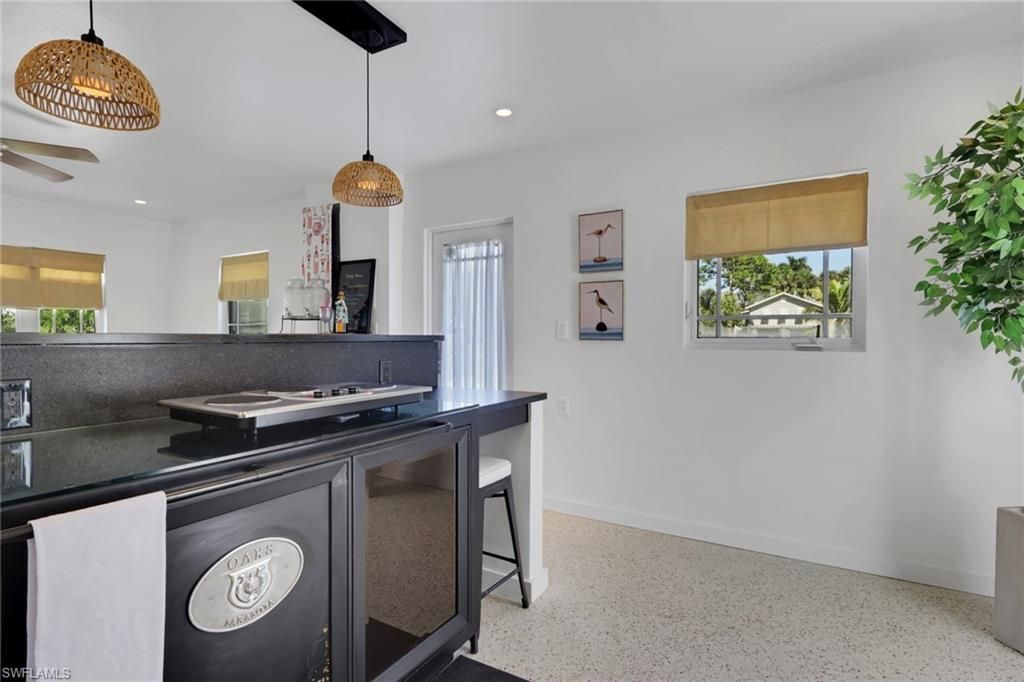 1290 Venetian Way, Naples, FL 34110 Photo