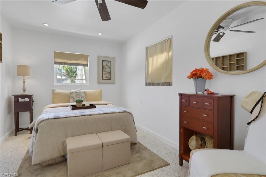 1290 Venetian Way, Naples, FL 34110 Photo