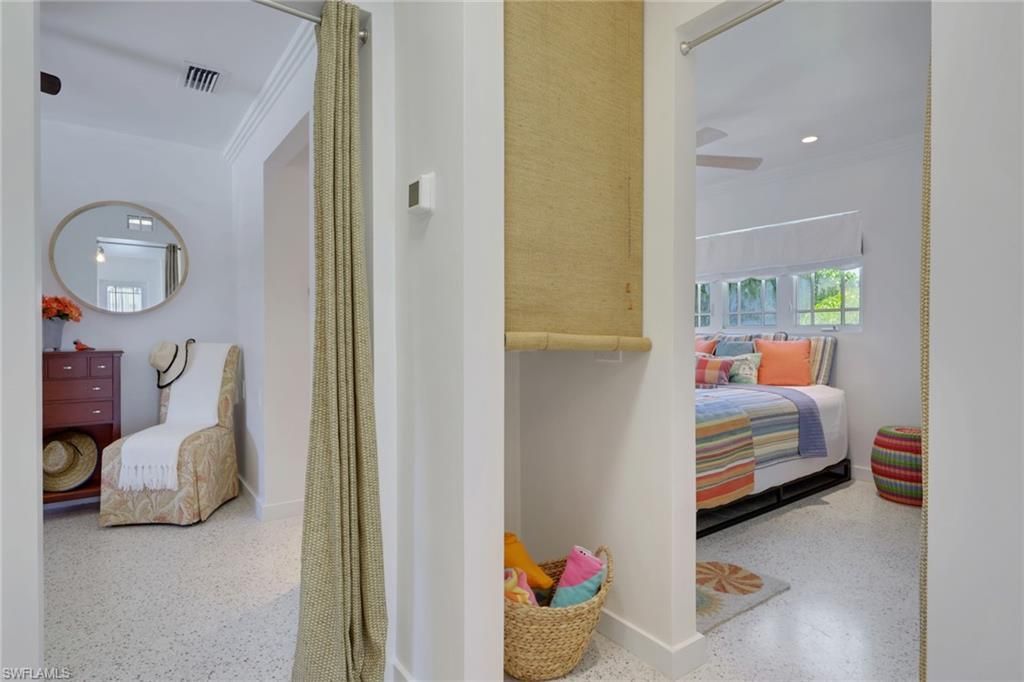 1290 Venetian Way, Naples, FL 34110 Photo