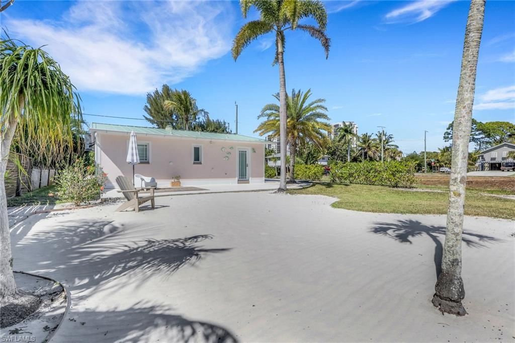 1290 Venetian Way, Naples, FL 34110 Photo