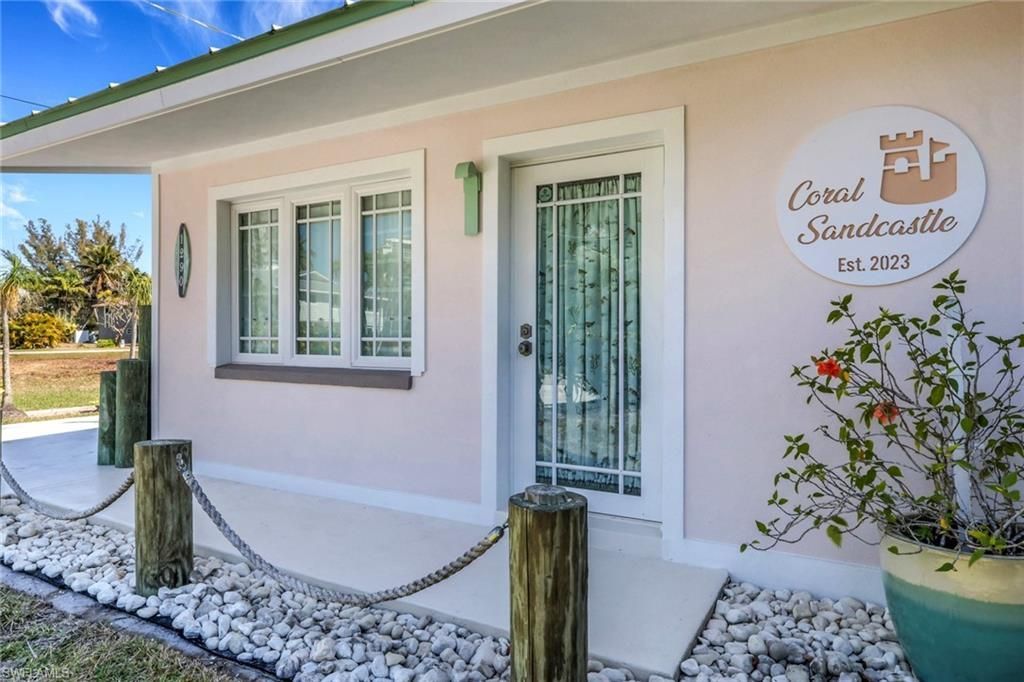 1290 Venetian Way, Naples, FL 34110 Photo