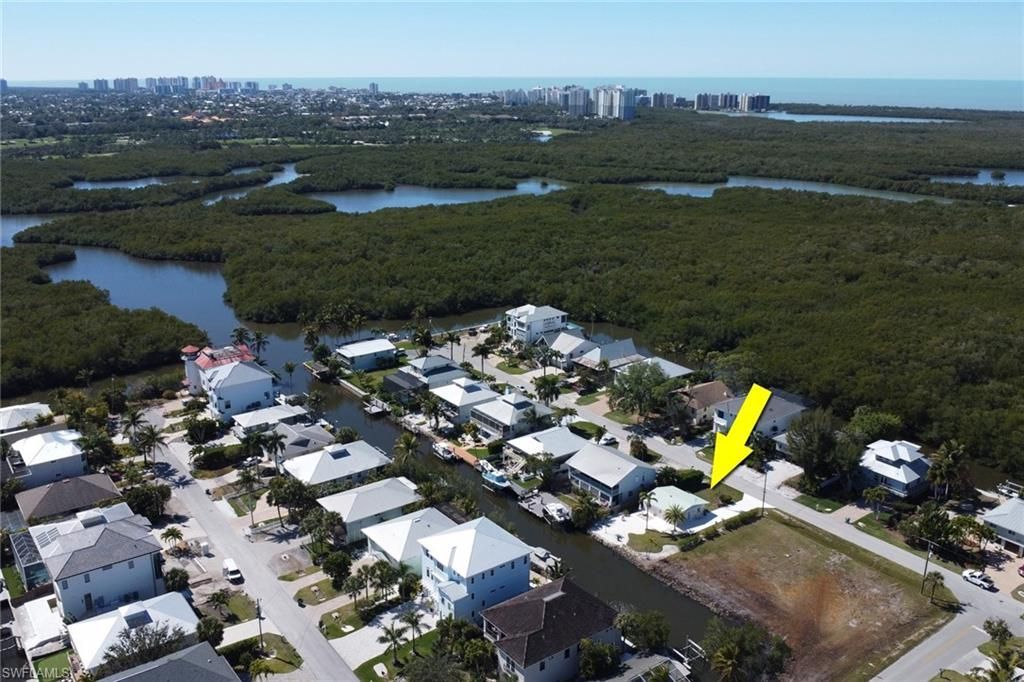 1290 Venetian Way, Naples, FL 34110 Photo