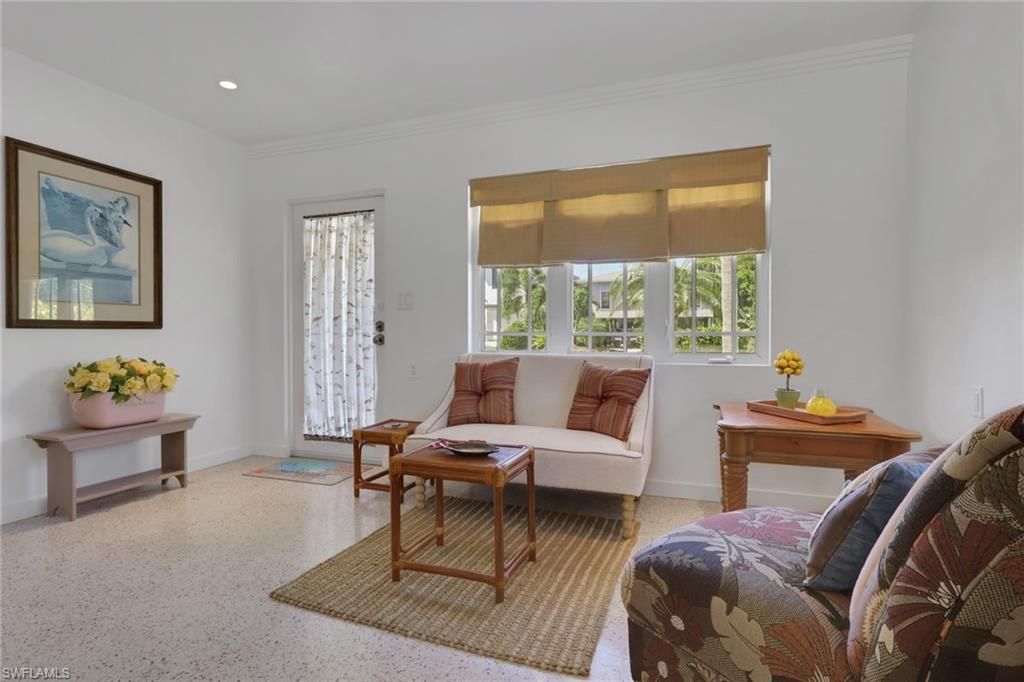 1290 Venetian Way, Naples, FL 34110 Photo
